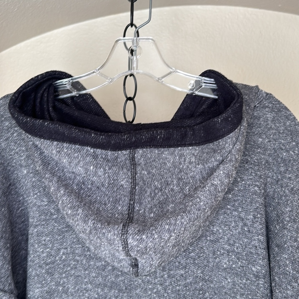 VENUS Tunic Length Zip-Up Hoodie
Jacket, size L - Picture 12 of 16